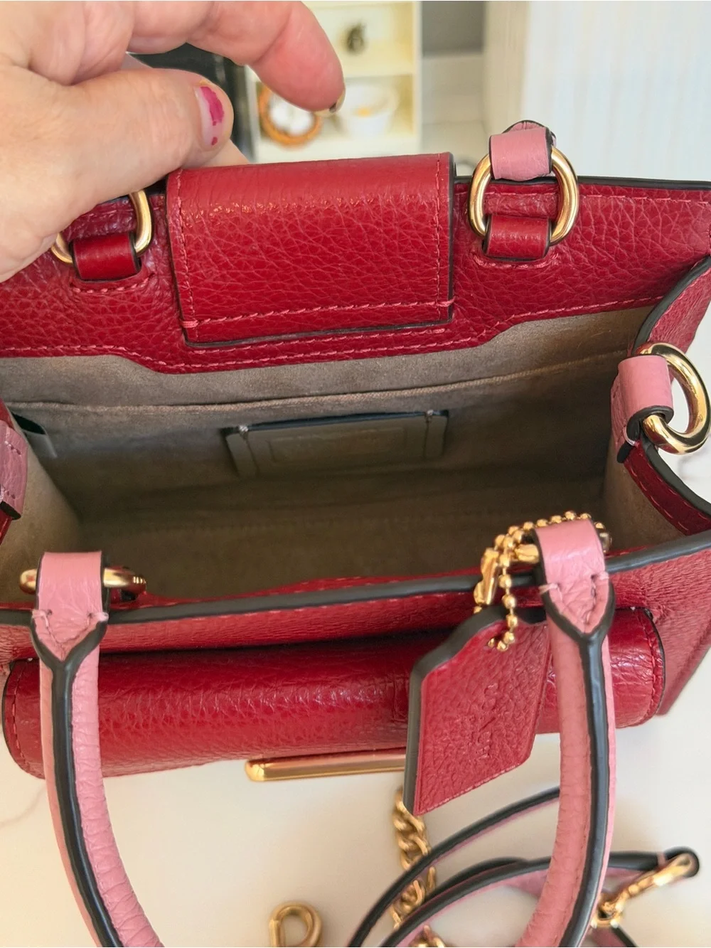Beautiful Coach mini bag - Picture 9 of 16